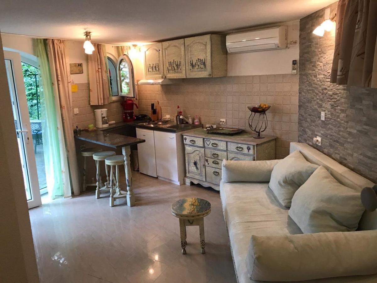 Studio Apartman Lavanda ماتولي المظهر الخارجي الصورة